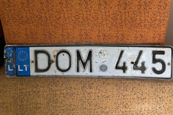 DOM445