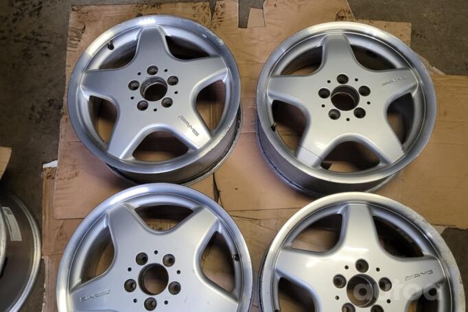 Mercedes, stop lekki