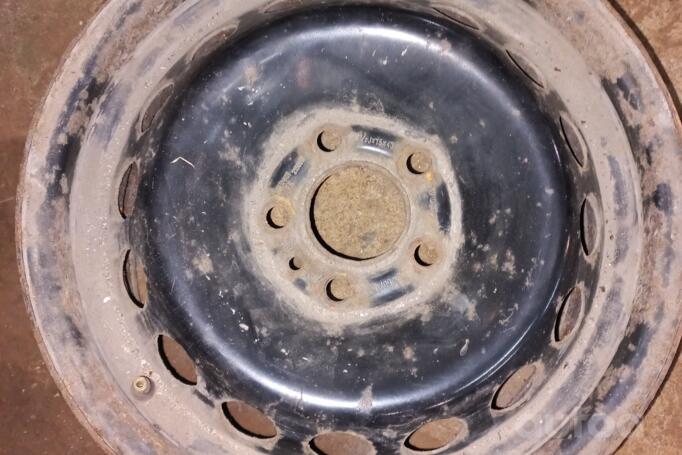 Volvo, stal tłoczona