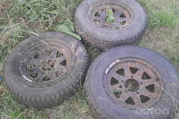 Suzuki, stal tłoczona