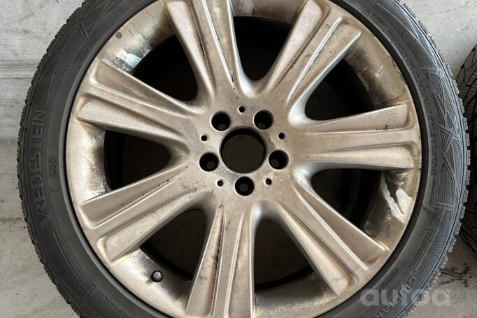 Mercedes-Benz, stop lekki