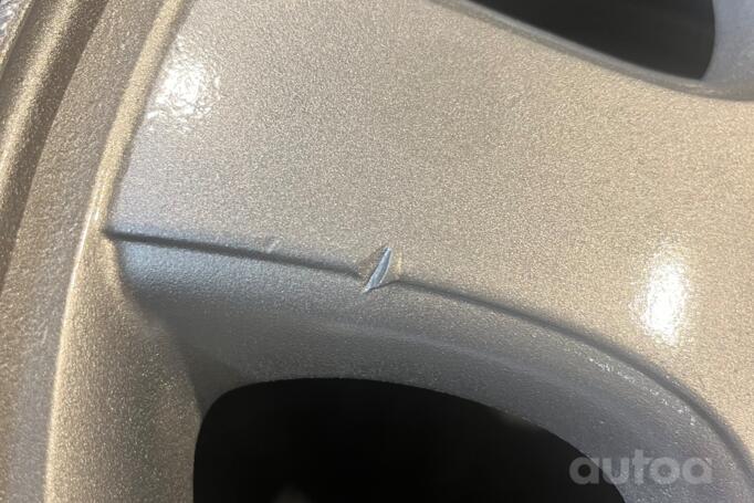 Mercedes, stop lekki