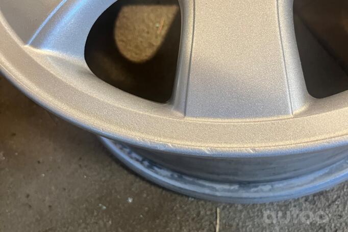 Mercedes, stop lekki