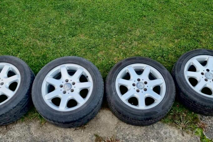 Mercedes Benz, stop lekki