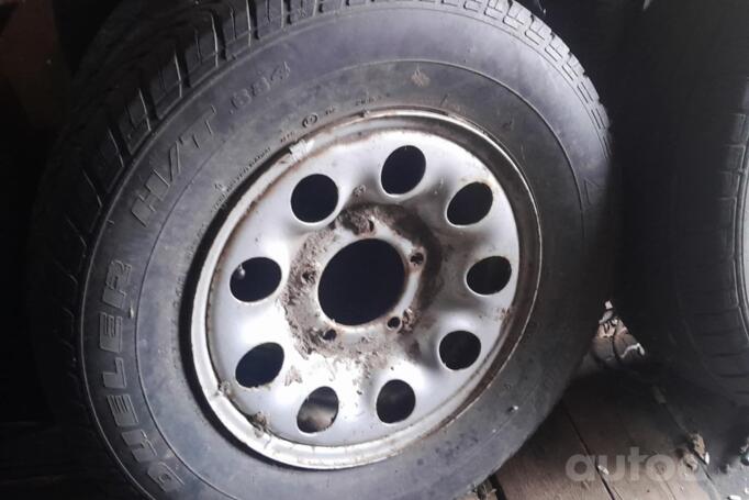 Suzuki, stal tłoczona