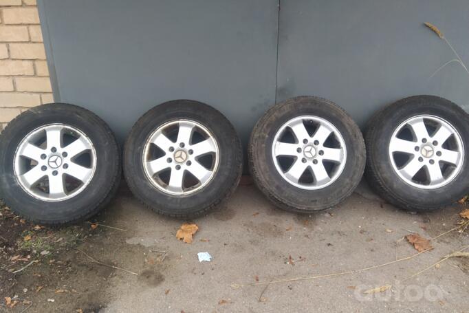 Mercedes benz, stop lekki