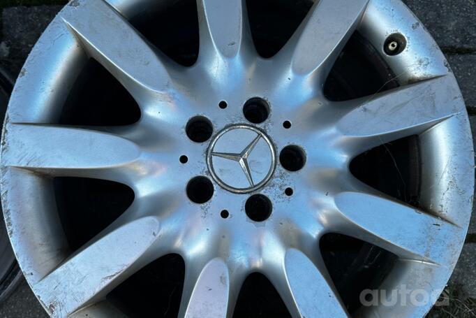 Mercedes Benz, stop lekki