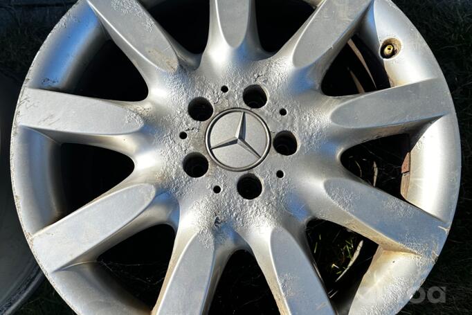 Mercedes Benz, stop lekki