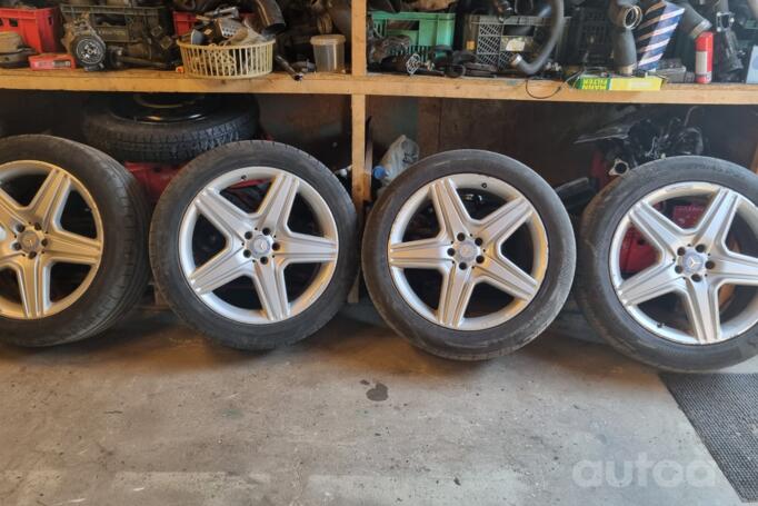 Mercedes, stop lekki