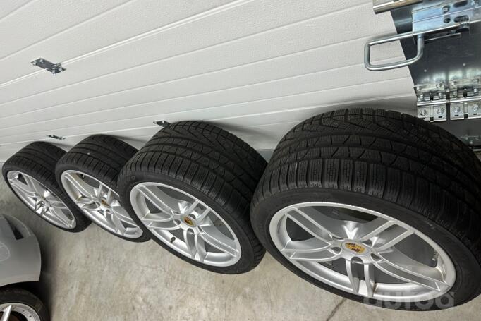Porsche, stop lekki