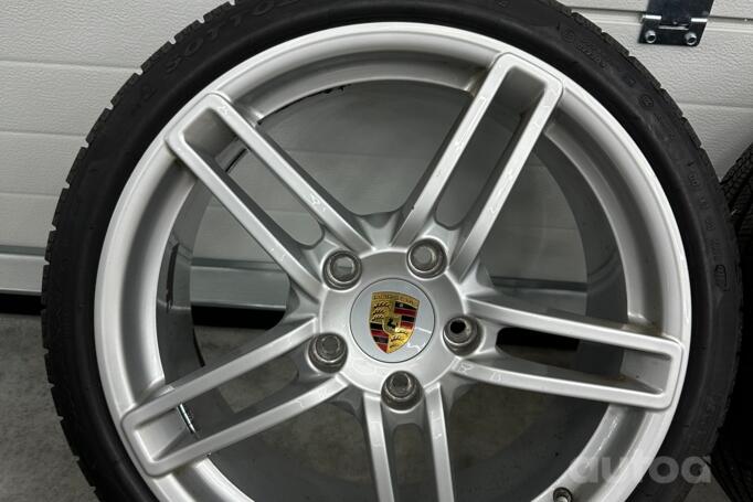 Porsche, stop lekki