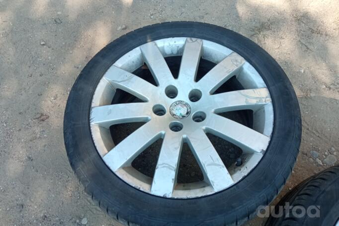 SKODA SUPERB, stop lekki