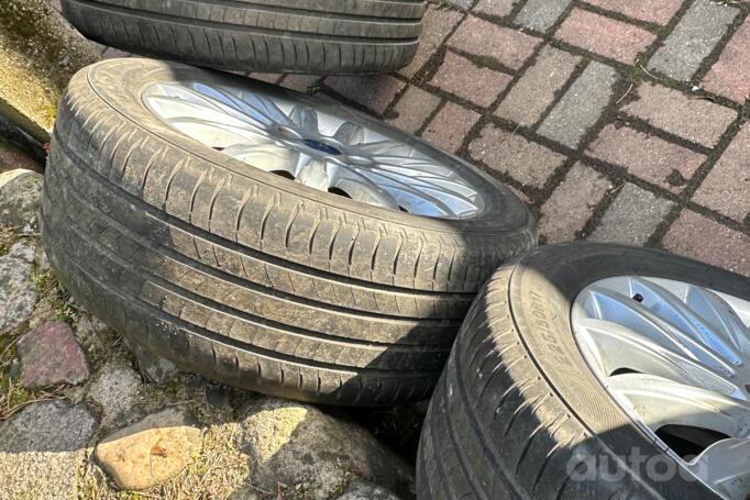 Ford, stop lekki