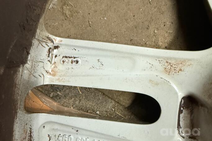 Audi, stop lekki