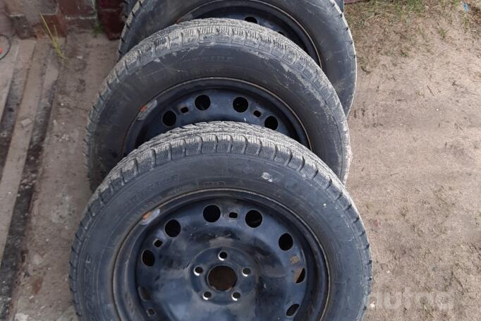 ınne, stal tłoczona