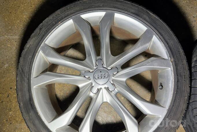 Audi, stop lekki