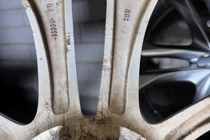 Audi, stop lekki