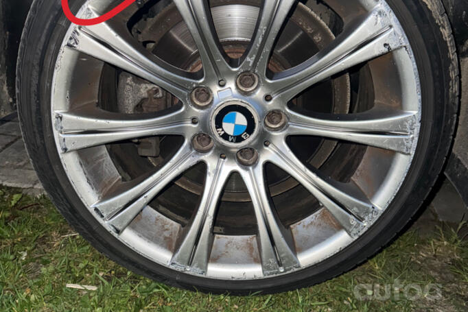 BMW, stop lekki