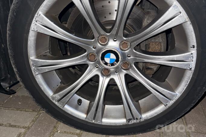 BMW, stop lekki