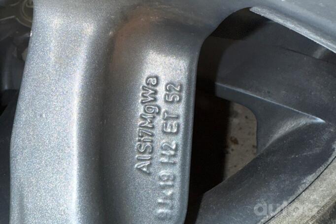 Audi, stop lekki