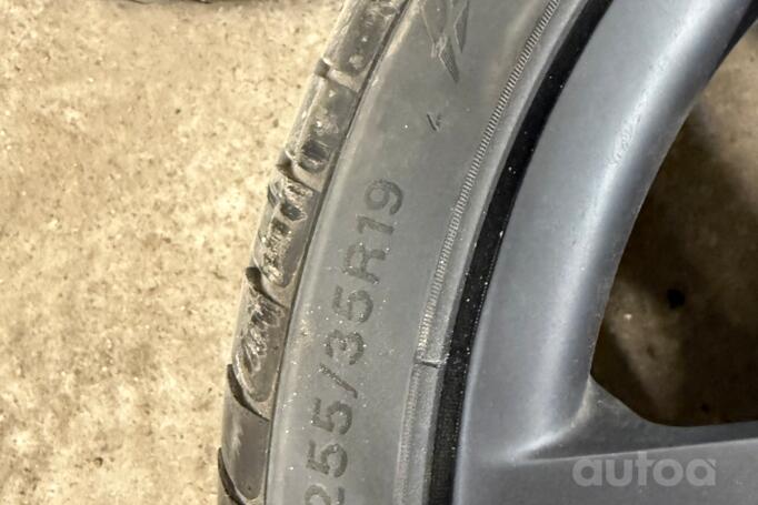 Audi, stop lekki