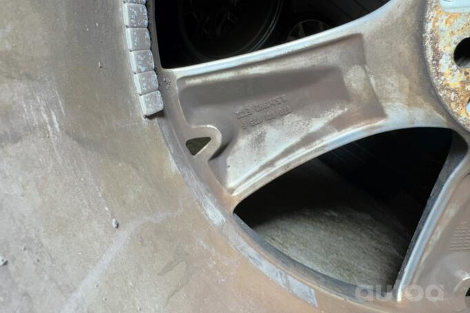 Audi, stop lekki