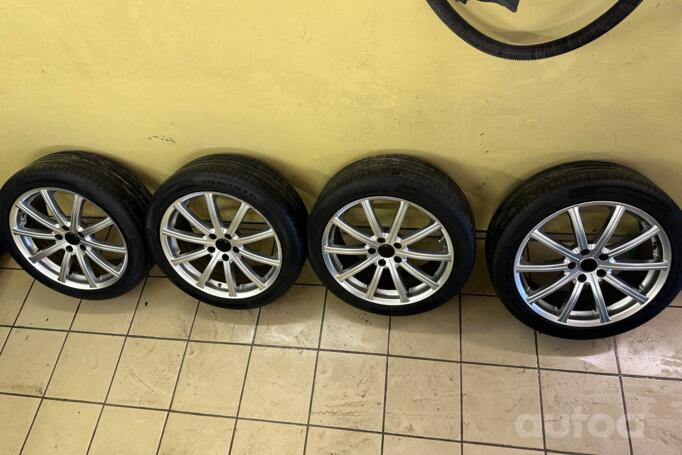 Mega wheels, stop lekki