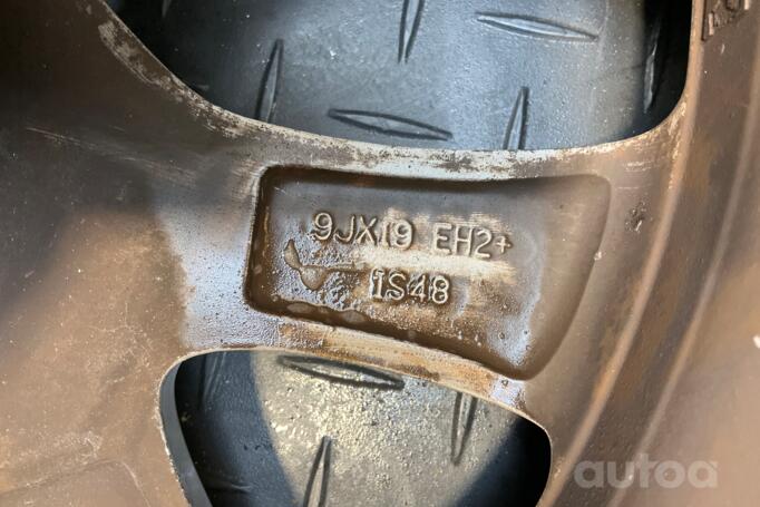 BMW, stop lekki