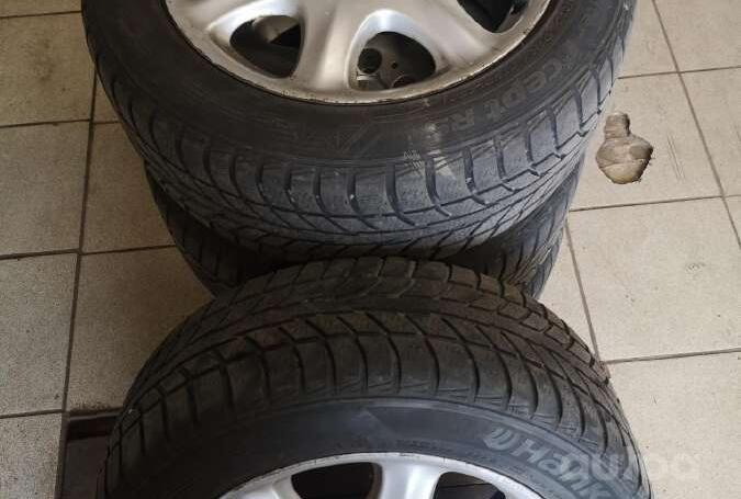 Mercedes, stop lekki