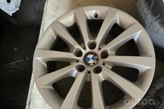 BMW, stop lekki