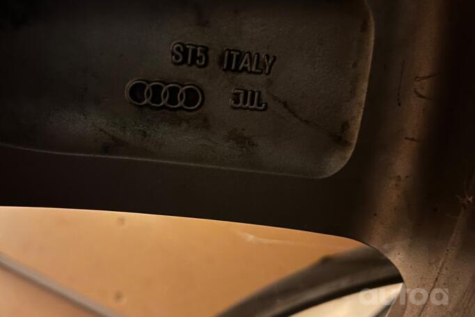 Audi, stop lekki