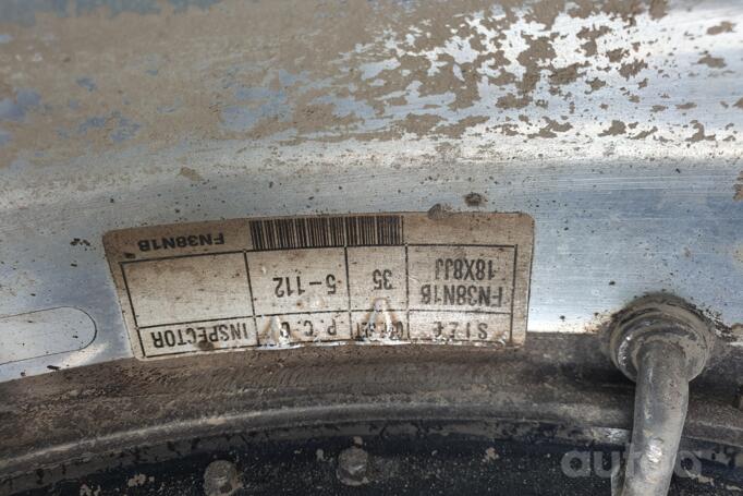 Audi ratai, stop lekki