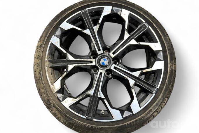 BMW, stop lekki