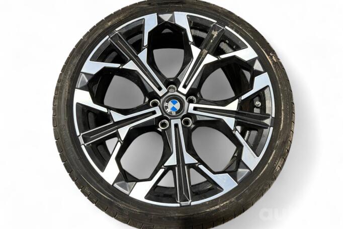 BMW, stop lekki