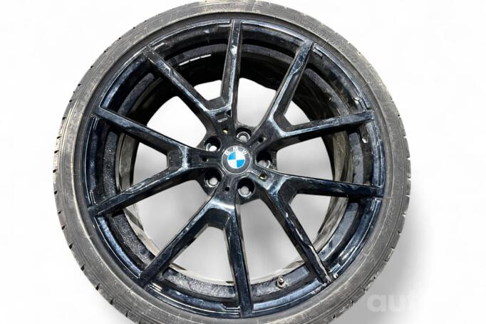 BMW, stop lekki