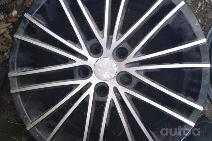 Audi, stop lekki