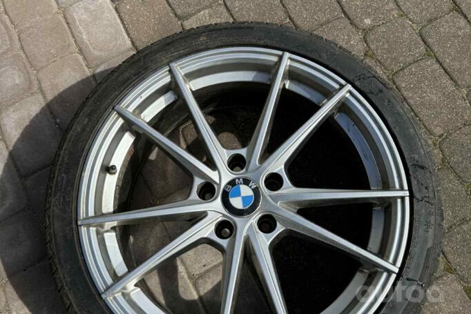 BMW, stop lekki