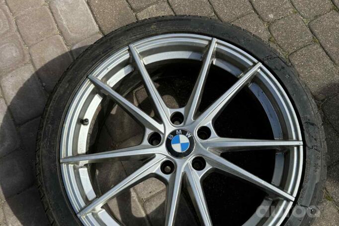 BMW, stop lekki