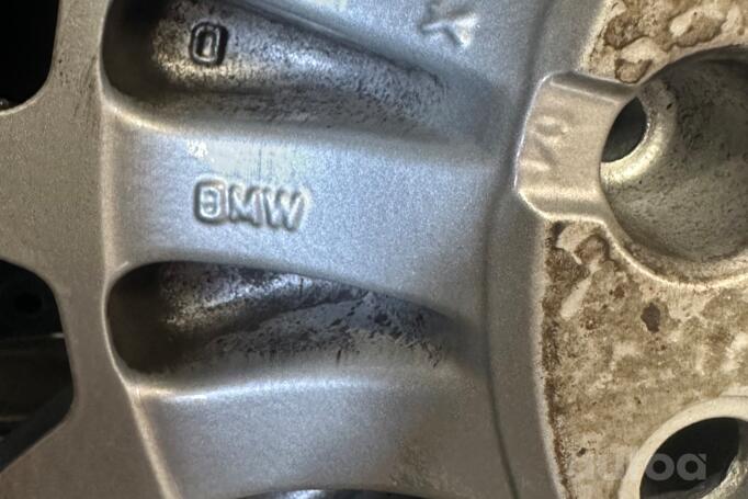 BMW, stop lekki