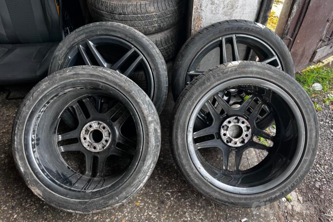 Mercedes-Benz, stop lekki