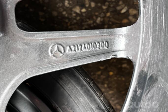 Mercedes-Benz, stop lekki