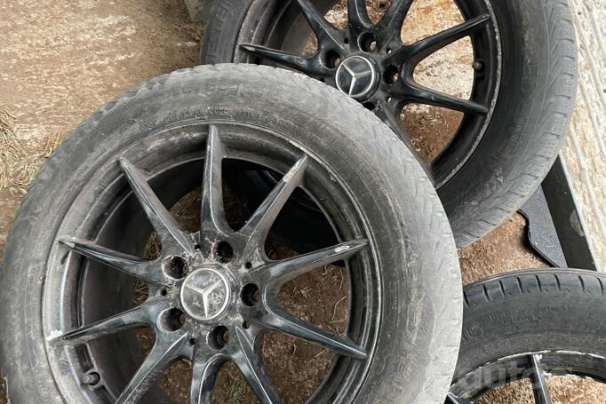 Mercedes, stop lekki