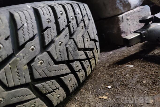 ınne, stal tłoczona