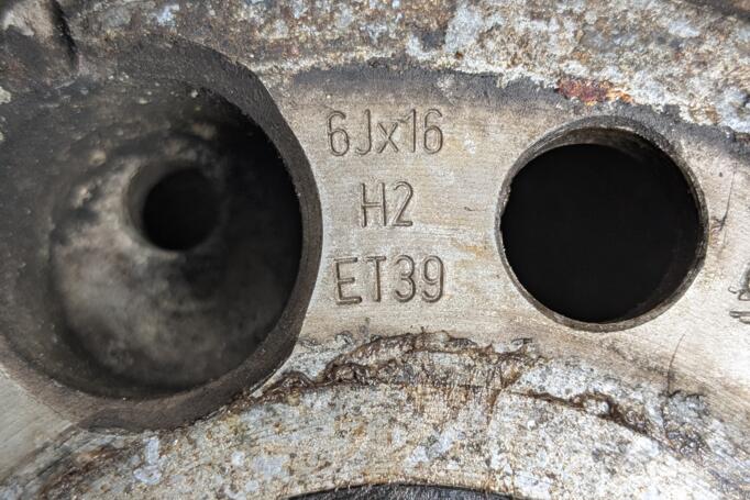 Mercedes, stop lekki