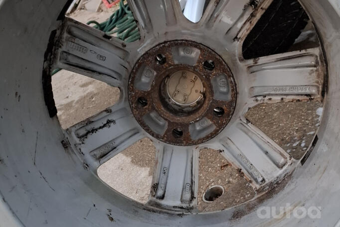 Audi, stop lekki