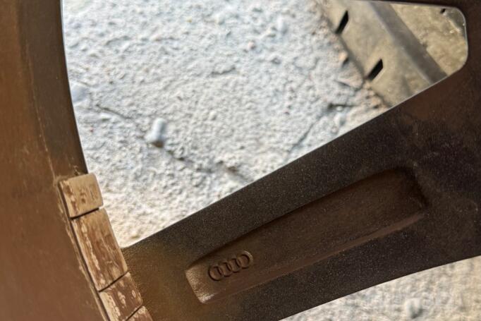 Audi, stop lekki