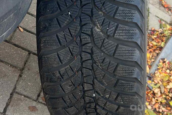 Mercedes-Benz, stop lekki