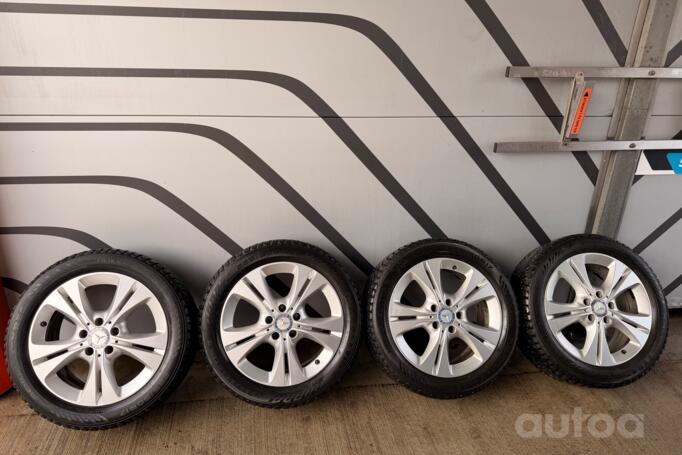 MERCEDES, stop lekki