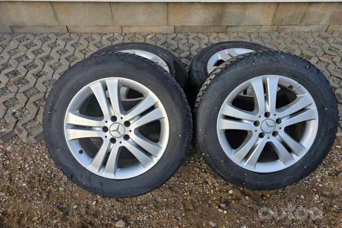 Mercedes-Benz, stop lekki