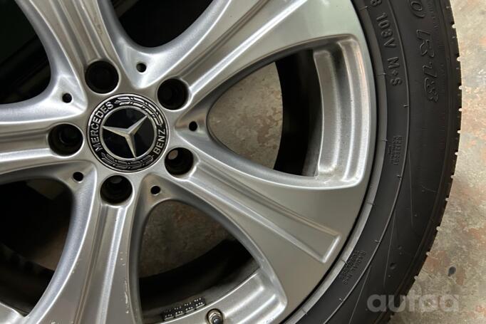 Mercedes, stop lekki